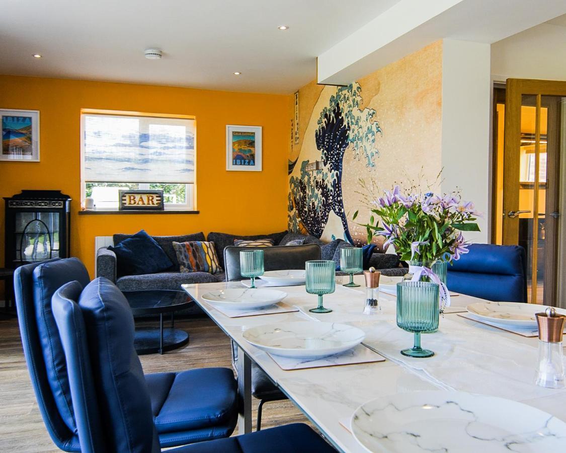 Covehithe House-Coastal Luxury- Sleeps 12-With Huge Swimspa! Wrentham Bagian luar foto
